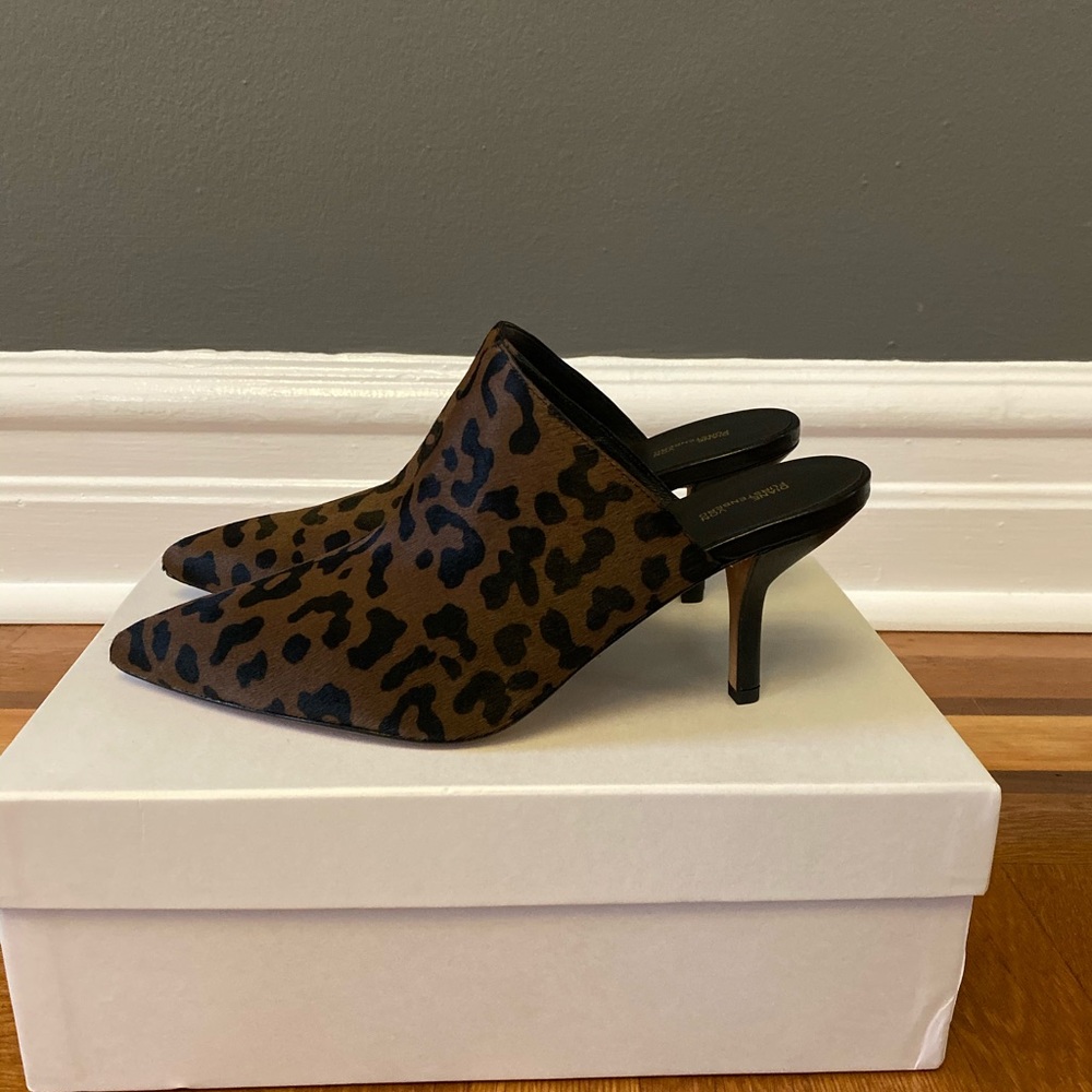 -Leopard-print pumps - Picture 5 of 8